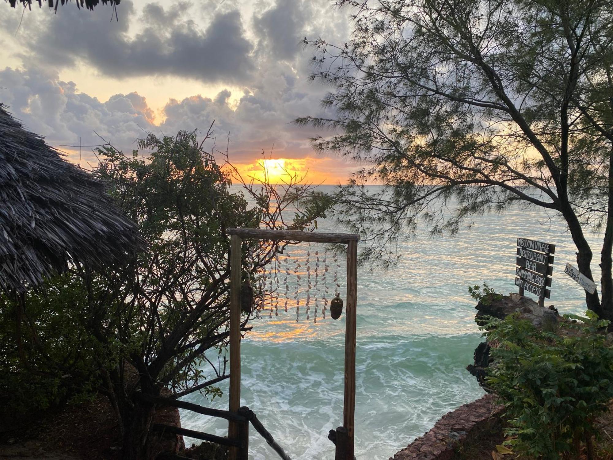 Mbuyuni Beach Village จัมเบียนี ภายนอก รูปภาพ