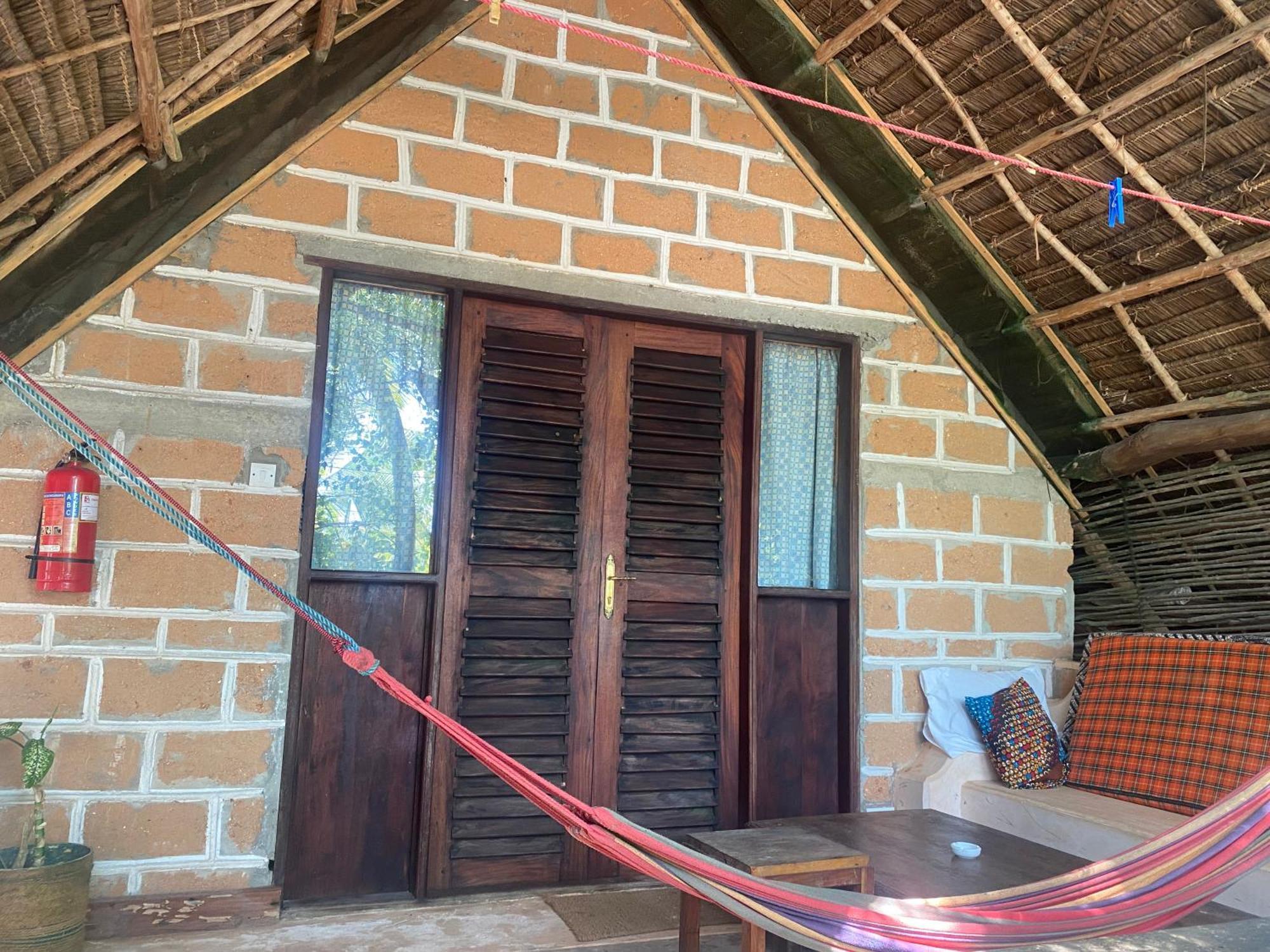 Mbuyuni Beach Village จัมเบียนี ภายนอก รูปภาพ